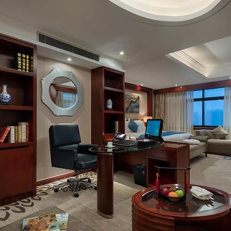 Changsha Sun Shine Hotel Bagian luar foto